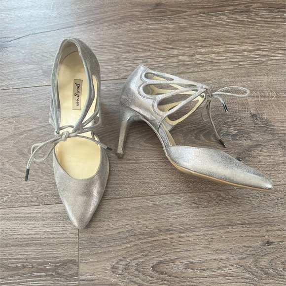 Barely worn Paul Green pumps; 3 1/4” heels. Size 6.5 U.S. - Picture 7 of 7